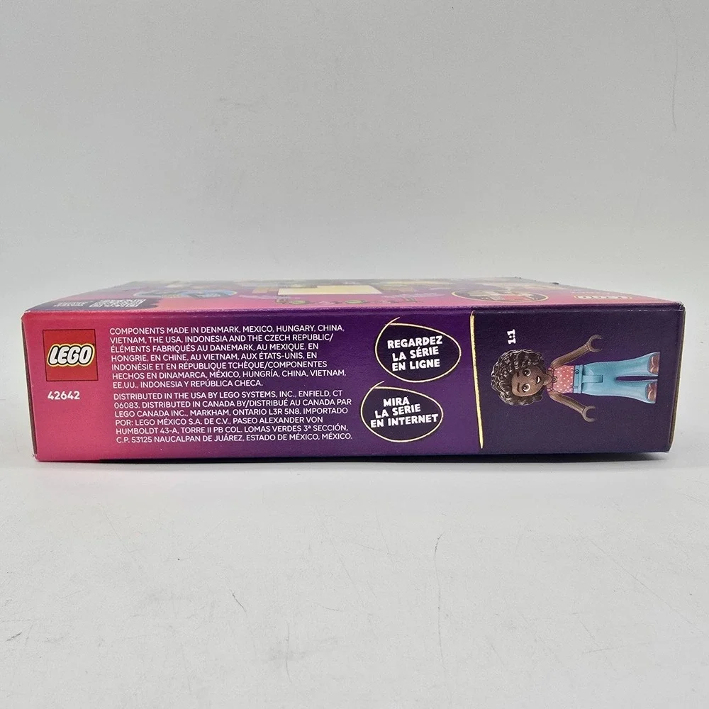 LEGO Friends 42642 Friendship Movie Night Pretend Play Building Set‎